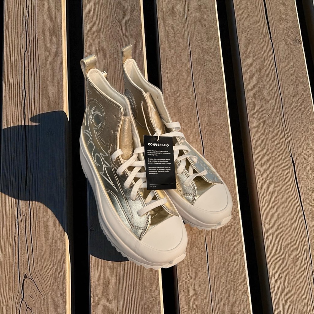 Converse High-Tops in Metallic Gold and Cream Embroidered